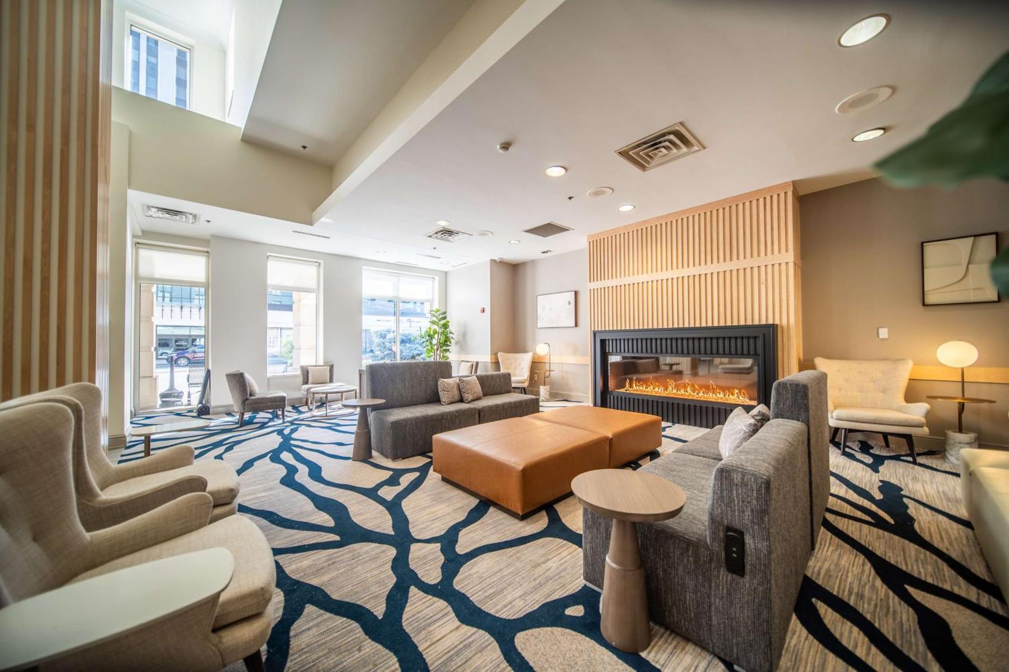 Hilton Garden Inn Rochester Downtown Exterior foto