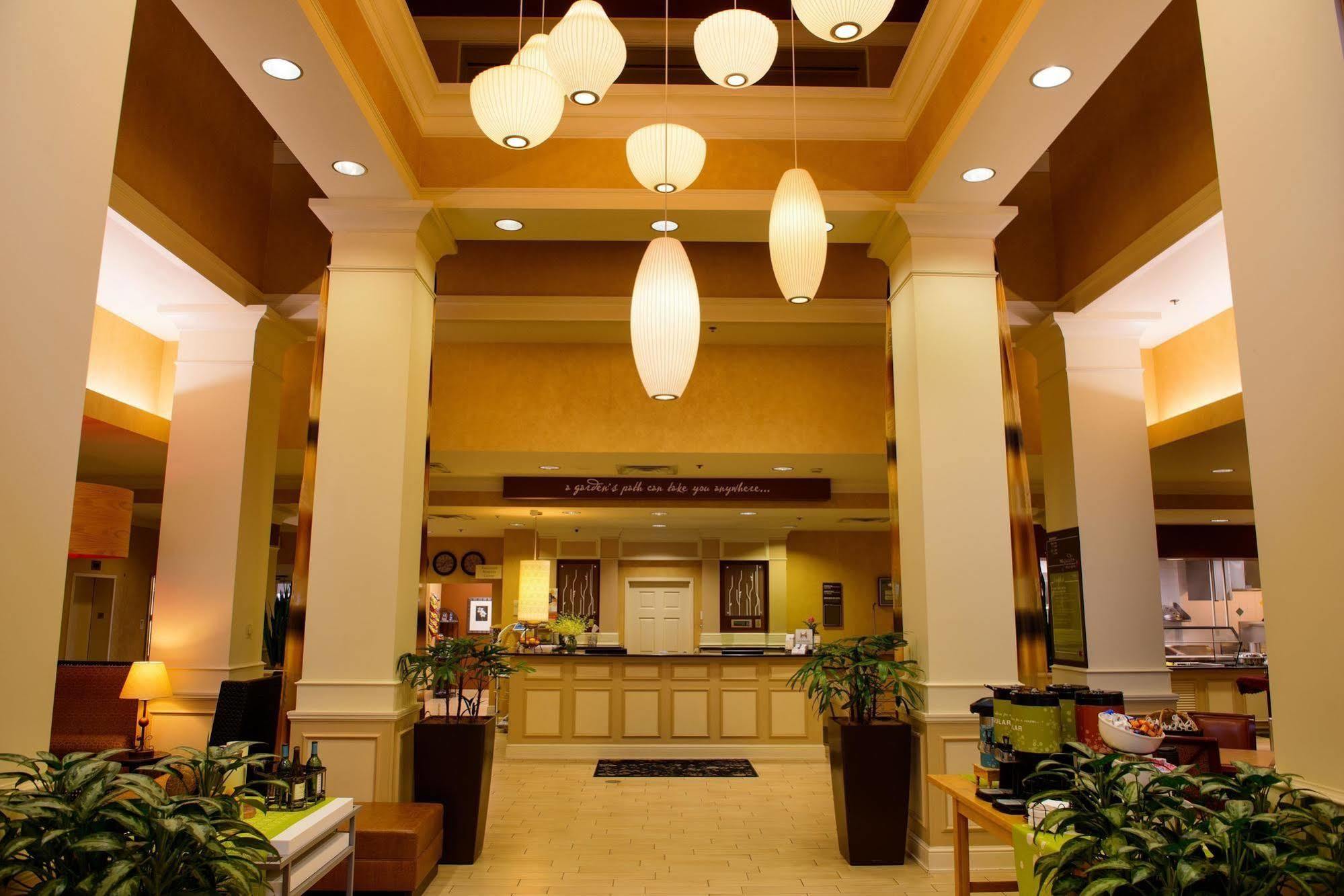 Hilton Garden Inn Rochester Downtown Exterior foto